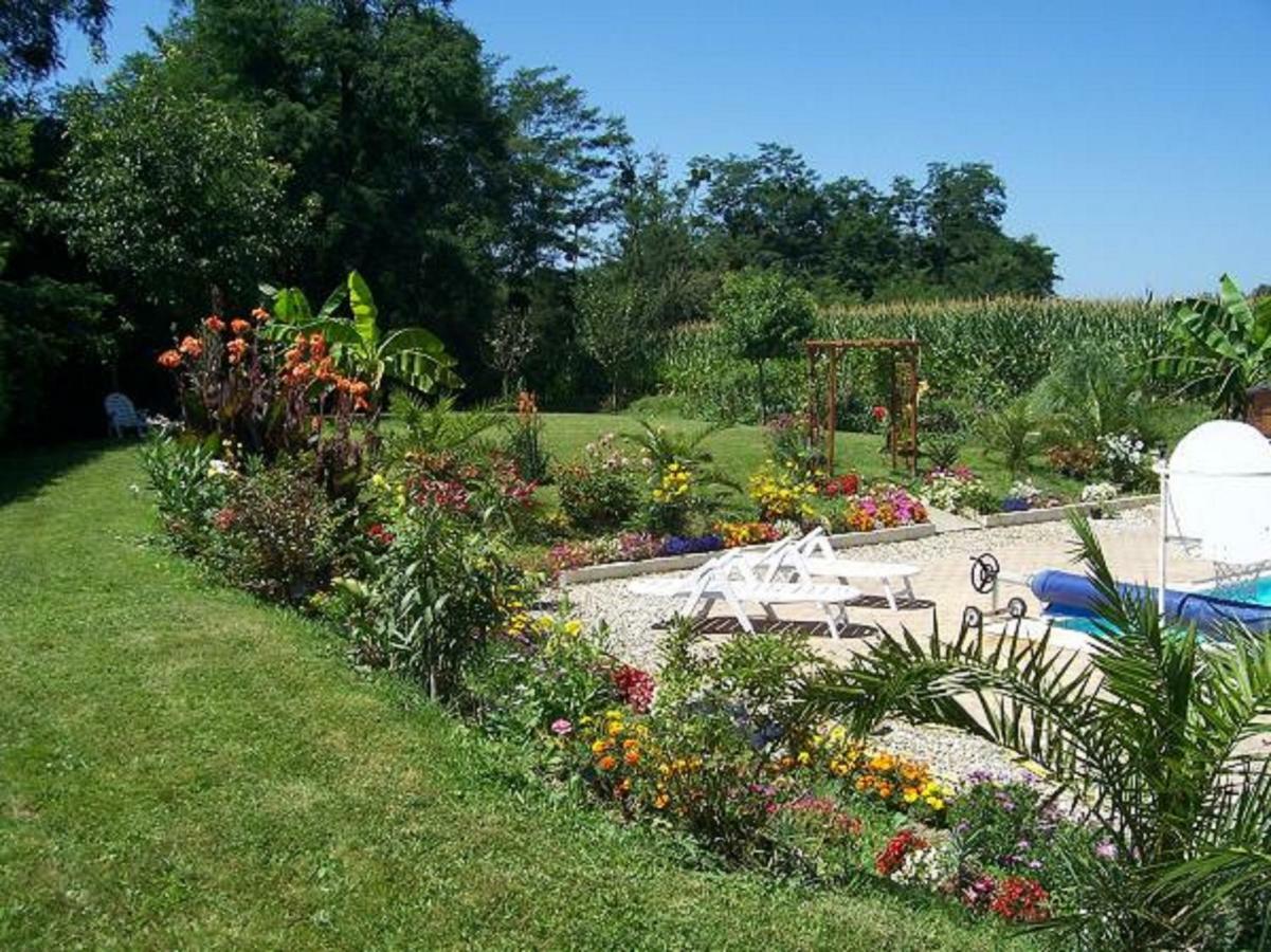 Bed and Breakfast La Gamardaise - M.Millot Gamarde-les-Bains Exterior foto