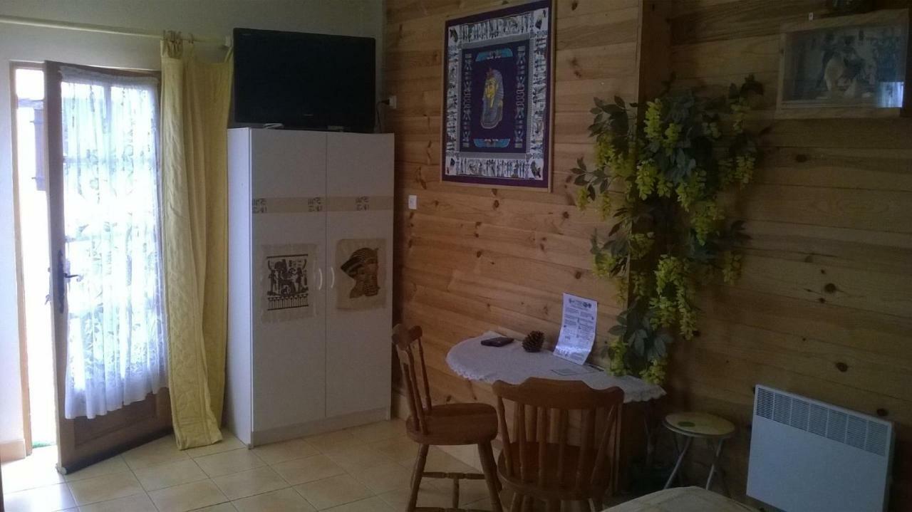 Bed and Breakfast La Gamardaise - M.Millot Gamarde-les-Bains Exterior foto